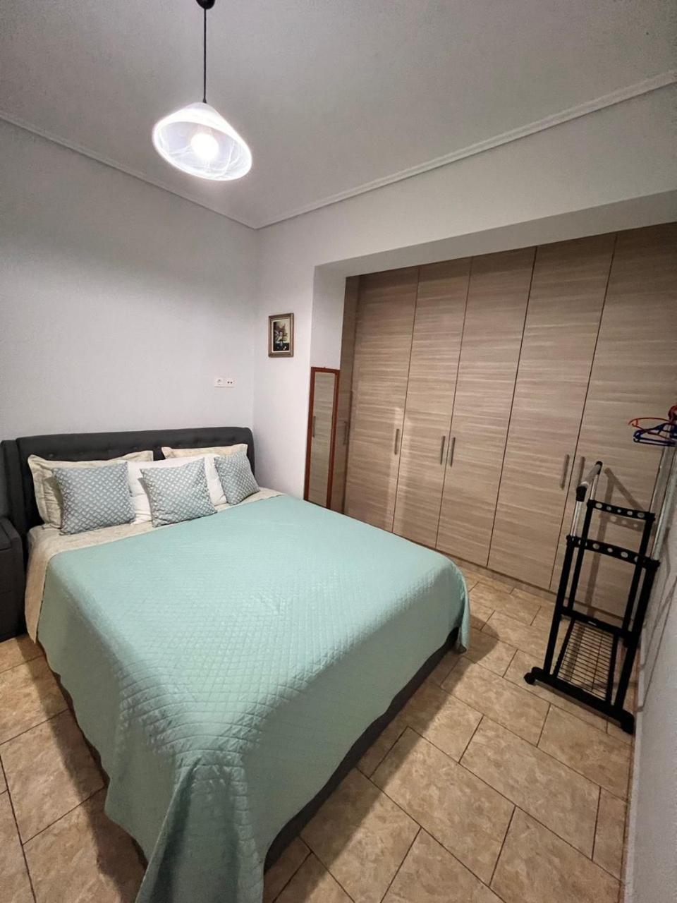 Kontis' Luxury Detached House Near The Sea Ferienhaus *
